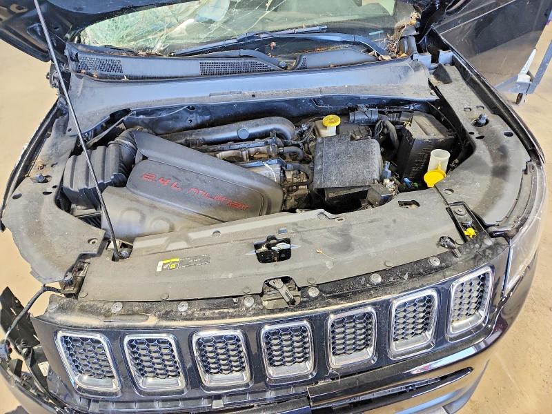 58238196 :رقم المزاد ، 3C4NJDCB7JT199429 vin ، 2018 Jeep Compass مزاد بيع