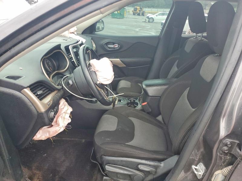 57725676 :رقم المزاد ، 1C4PJMCX9JD588678 vin ، 2018 Jeep Cherokee مزاد بيع
