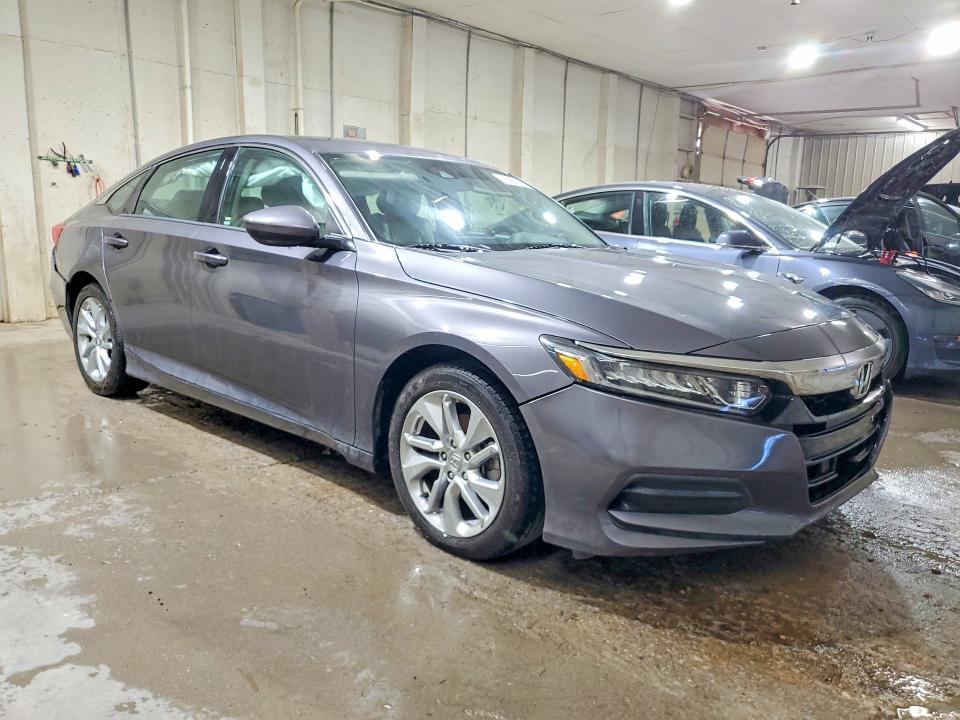 Продаж на аукціоні авто 2018 Honda Accord, vin: 1HGCV1F18JA152240, номер лоту: 55888326