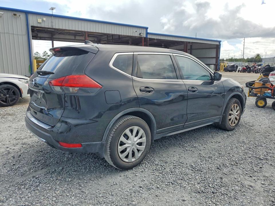58960866 :رقم المزاد ، JN8AT2MT4JW456792 vin ، 2018 Nissan Rogue مزاد بيع
