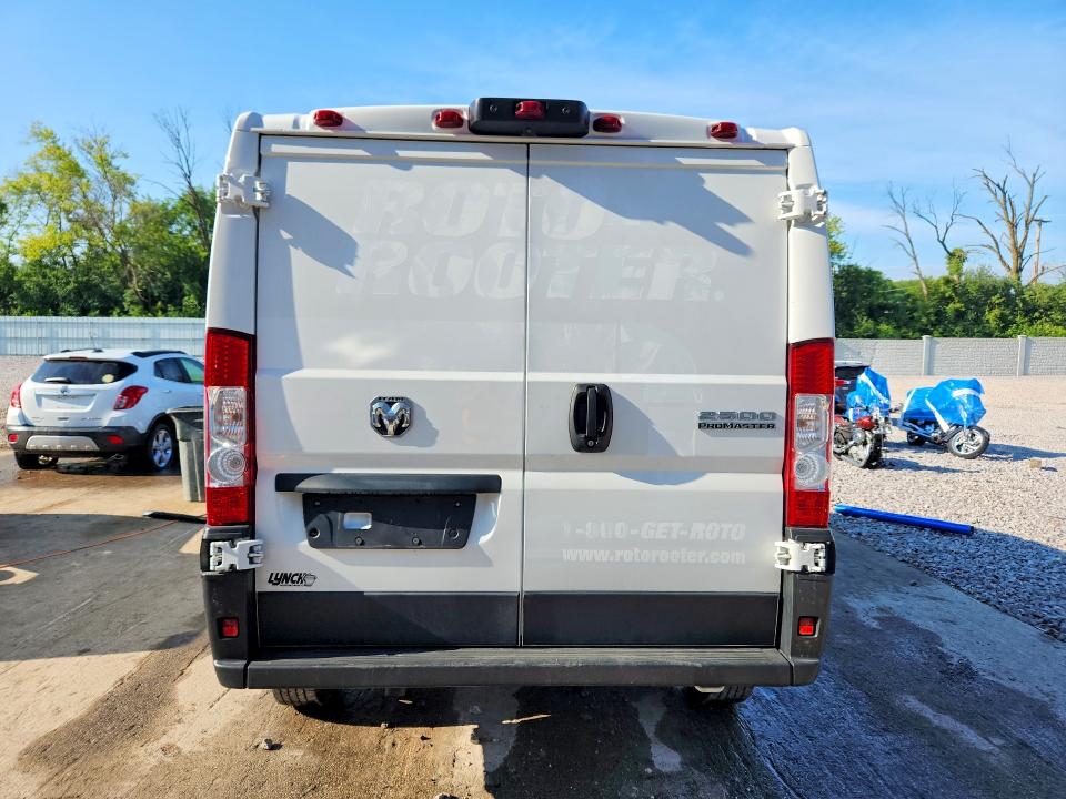 59073676 :رقم المزاد ، 3C6LRVVG5PE539700 vin ، 2023 Ram Promaster 2500 مزاد بيع