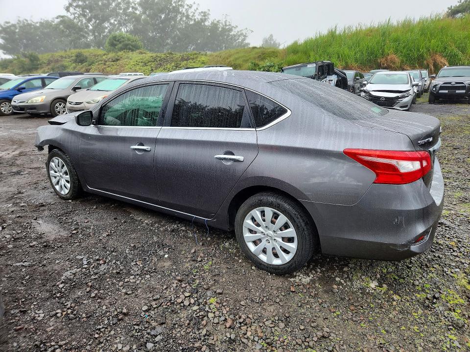 2018 Nissan Sentra მანქანა იყიდება აუქციონზე, vin: 3N1AB7AP9JY332032, აუქციონის ნომერი: 57091356