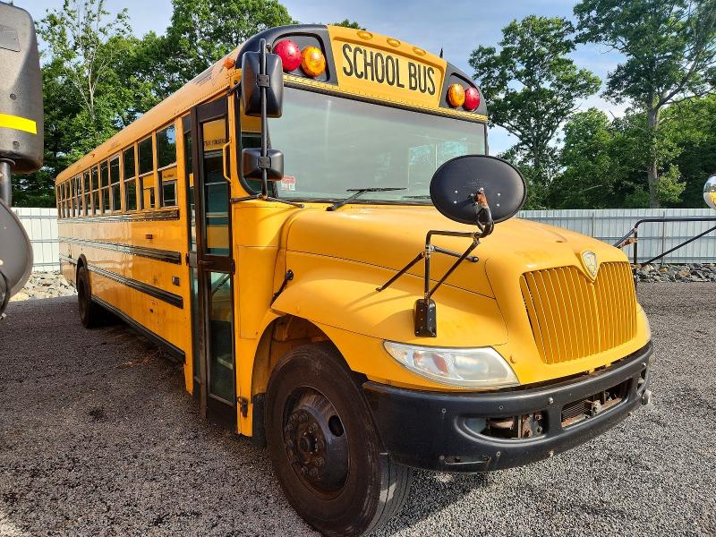 58225006 :رقم المزاد ، 4DRBUC8P4FB670109 vin ، 2015 Ic Corporation Ce Series School مزاد بيع