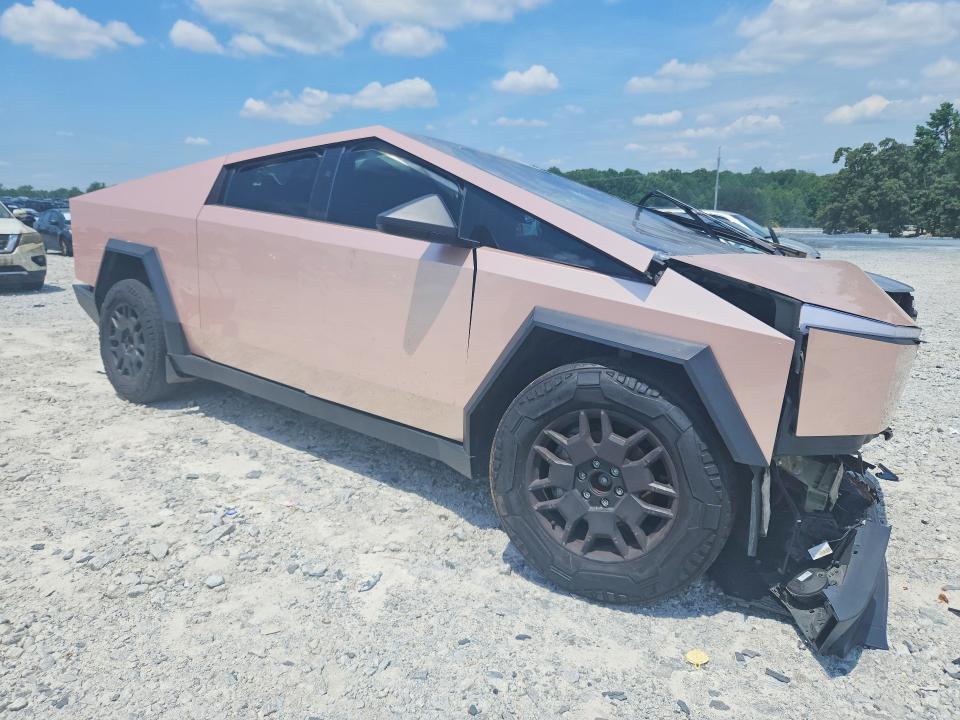 Auction sale of the 2024 Tesla Cybertruck, vin: 7G2CEHED8RA006954, lot number: 51923596
