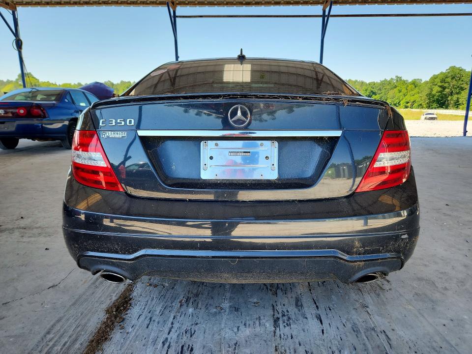 2013 Mercedes-benz C მანქანა იყიდება აუქციონზე, vin: WDDGJ5HB9DG082828, აუქციონის ნომერი: 56088776