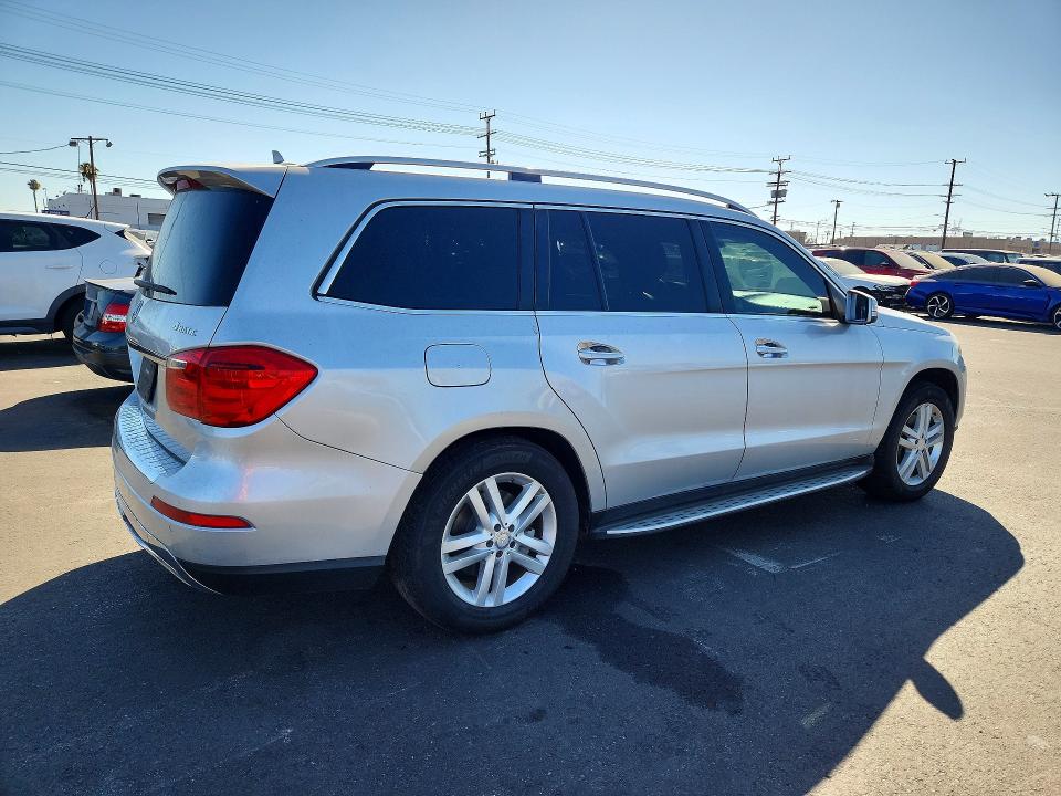 57087796 :رقم المزاد ، 4JGDF6EEXGA671215 vin ، 2016 Mercedes-benz Gl مزاد بيع