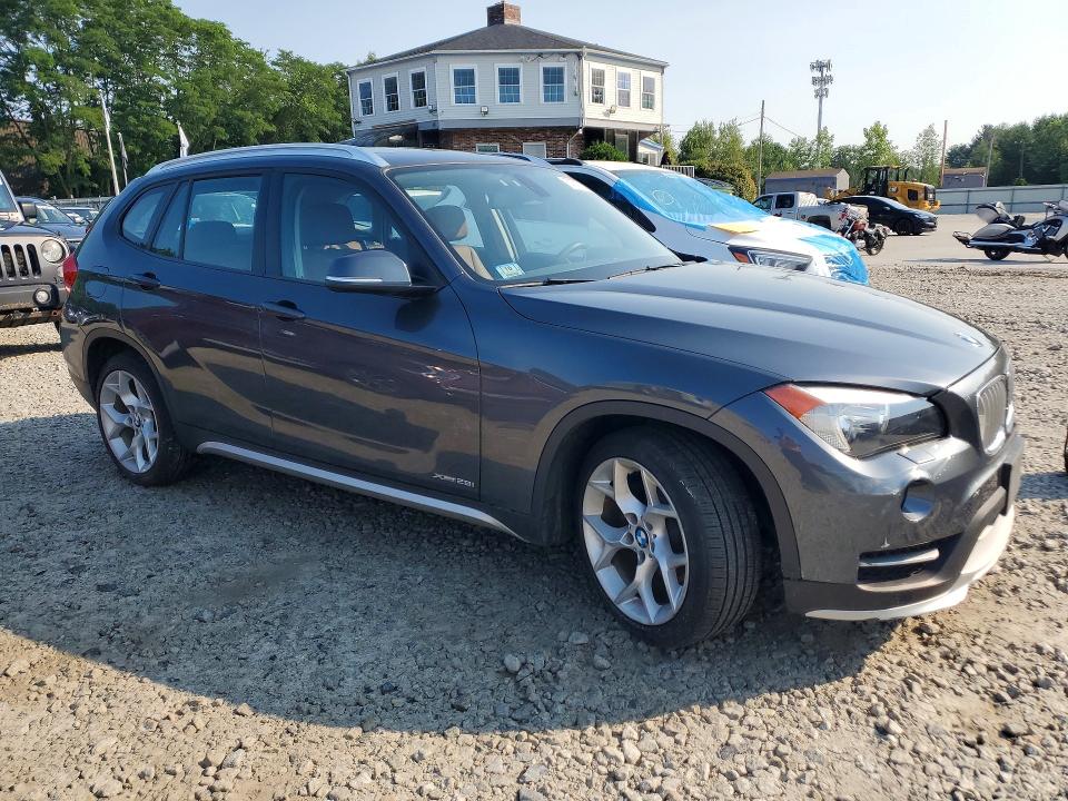 2015 Bmw X1 მანქანა იყიდება აუქციონზე, vin: WBAVL1C52FVY36234, აუქციონის ნომერი: 57577366