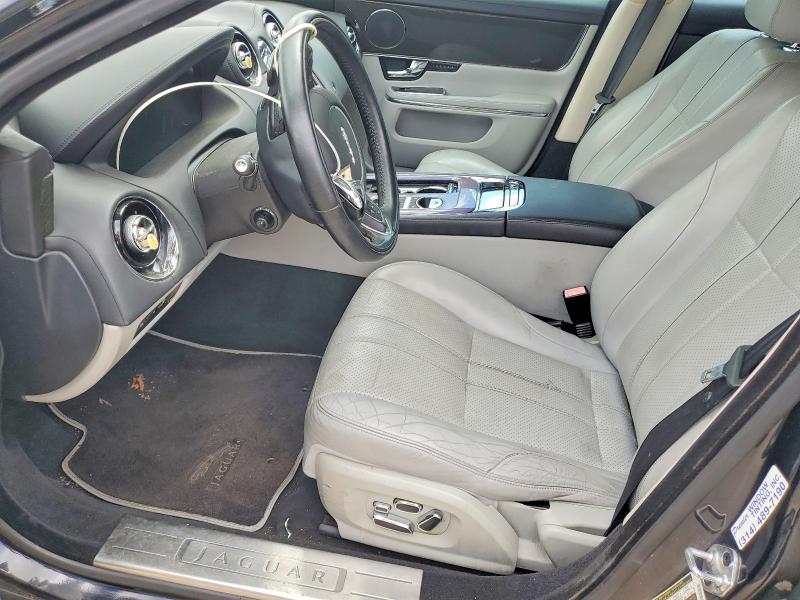 2011 Jaguar Xj მანქანა იყიდება აუქციონზე, vin: SAJWA1CB3BLV07424, აუქციონის ნომერი: 56545356