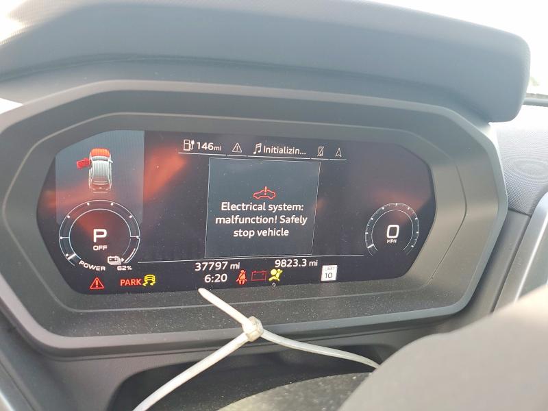 55589706 :رقم المزاد ، WA1J2BFZ2NP042288 vin ، 2022 Audi Q4 E-tron مزاد بيع