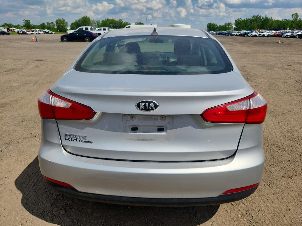 2016 Kia Forte მანქანა იყიდება აუქციონზე, vin: KNAFX4A66G5452691, აუქციონის ნომერი: 57730226