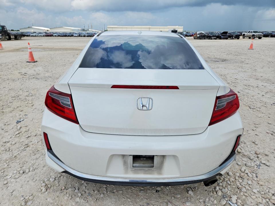 56661576 :رقم المزاد ، 1HGCT1B7XGA010674 vin ، 2016 Honda Accord مزاد بيع