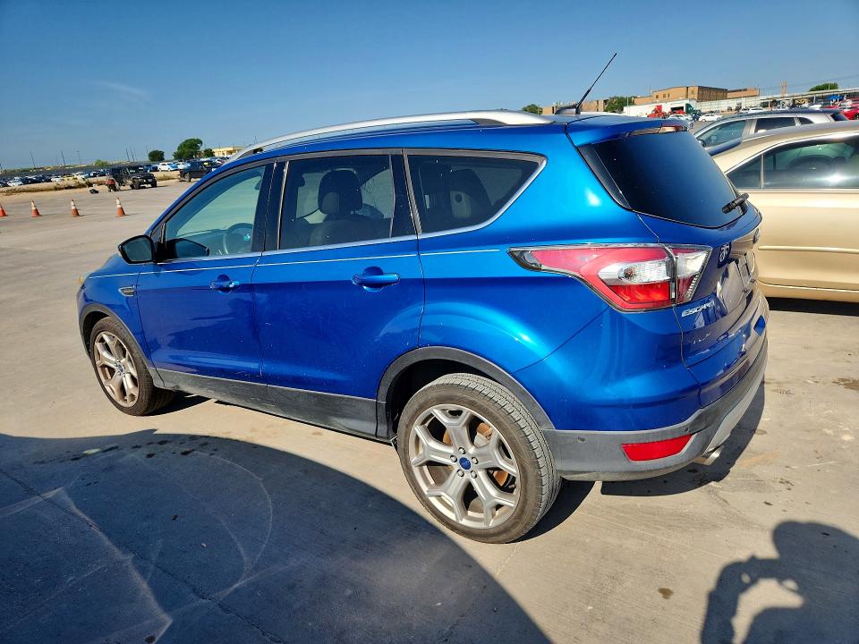Продажа на аукционе авто 2017 Ford Escape, vin: 1FMCU0JD7HUA10026, номер лота: 55298286