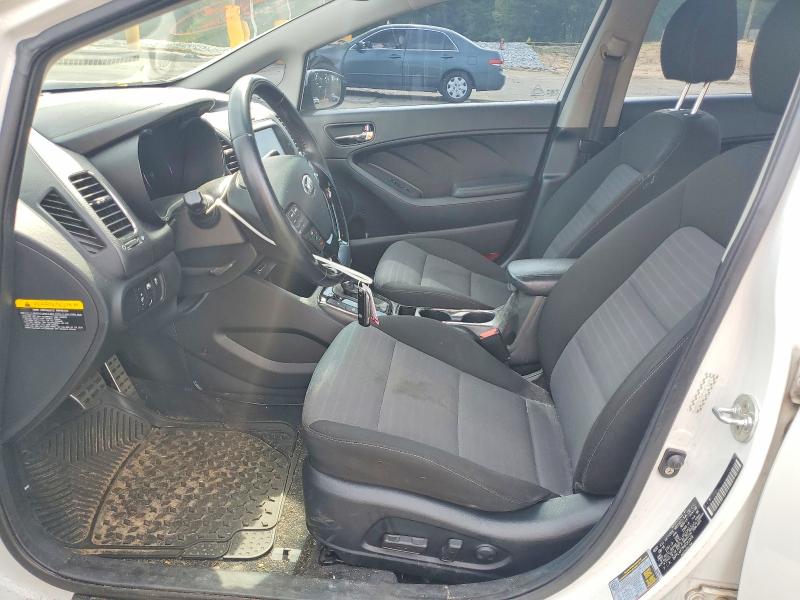 56575776 :رقم المزاد ، 3KPFL4A76HE042308 vin ، 2017 Kia Forte مزاد بيع