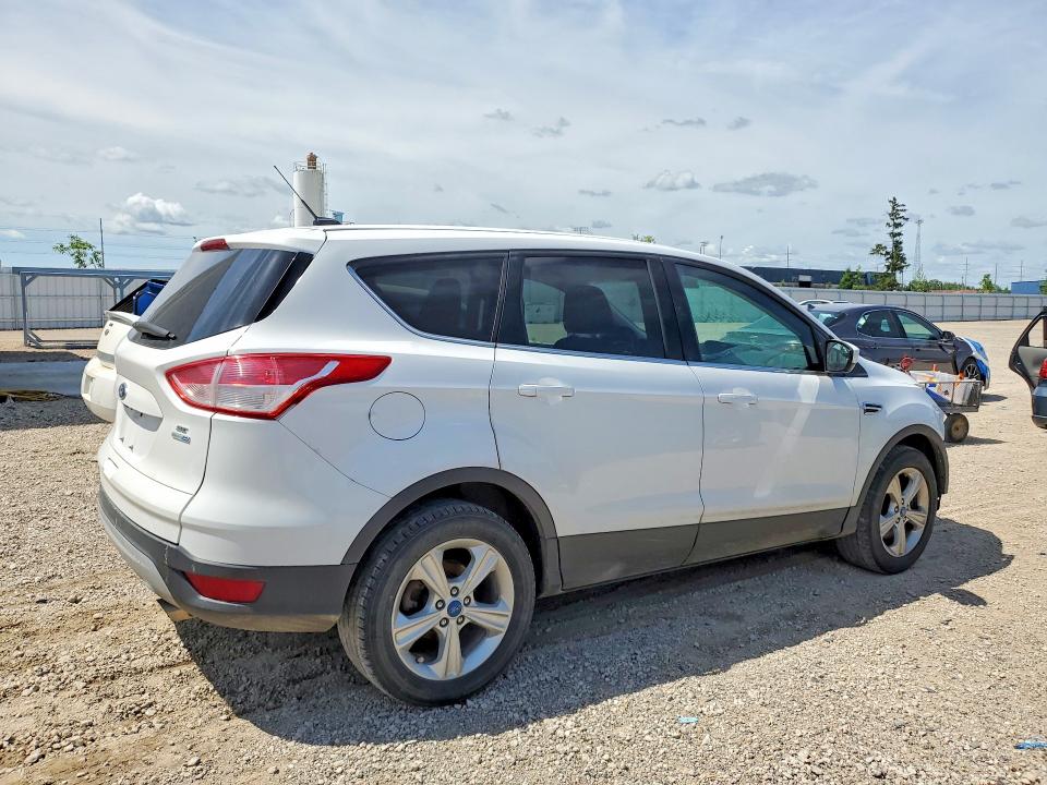2015 Ford Escape მანქანა იყიდება აუქციონზე, vin: 1FMCU9GX4FUC57250, აუქციონის ნომერი: 58430476