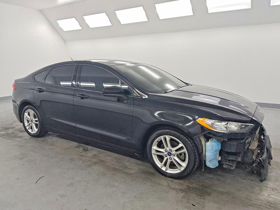 Продажа на аукционе авто 2018 Ford Fusion, vin: 3FA6P0HD8JR240725, номер лота: 54121826