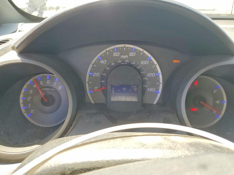 55768566 :رقم المزاد ، JHMGE8H34BC028817 vin ، 2011 Honda Fit مزاد بيع