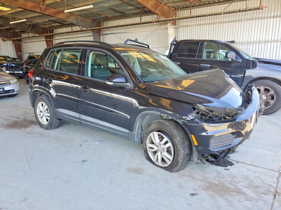 2016 Volkswagen Tiguan მანქანა იყიდება აუქციონზე, vin: WVGAV7AX9GW603204, აუქციონის ნომერი: 56307966