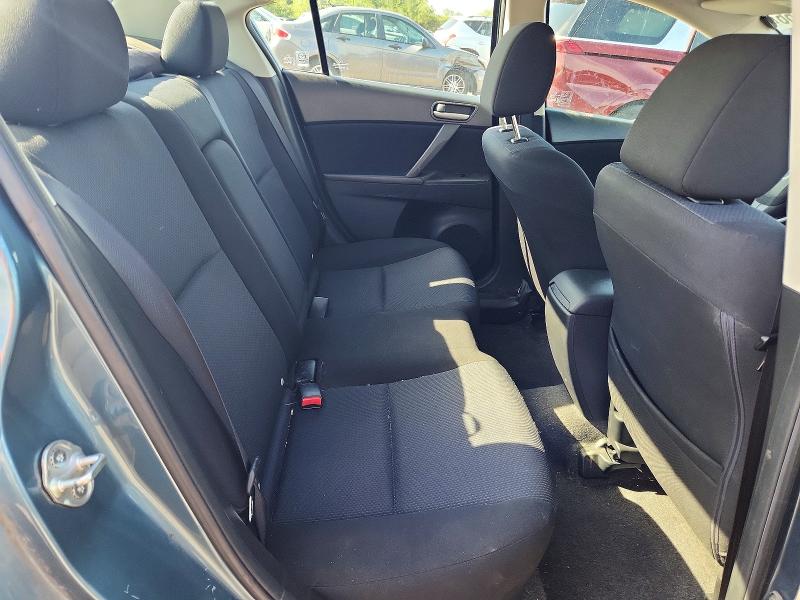 56866156 :رقم المزاد ، JM1BL1VG8B1399913 vin ، 2011 Mazda 3 مزاد بيع