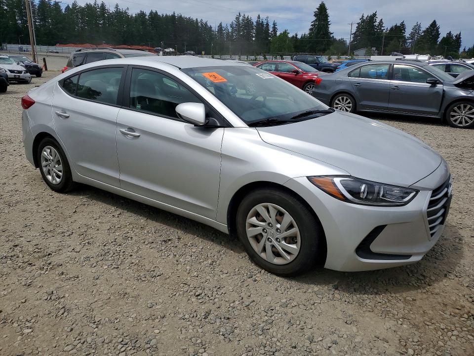56110056 :رقم المزاد ، 5NPD74LF7JH342263 vin ، 2018 Hyundai Elantra مزاد بيع