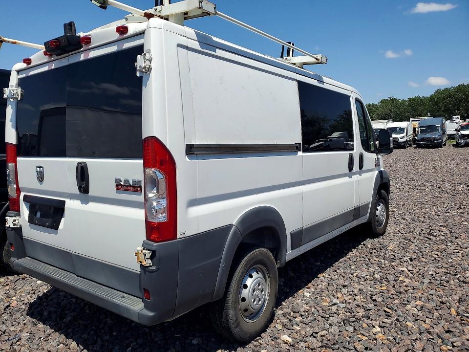55895446 :رقم المزاد ، 3C6TRVAG7HE549054 vin ، 2017 Ram Promaster 1500 مزاد بيع