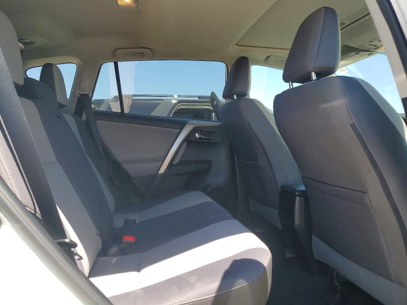 58467846 :رقم المزاد ، 2T3WFREVXFW134052 vin ، 2015 Toyota Rav4 مزاد بيع