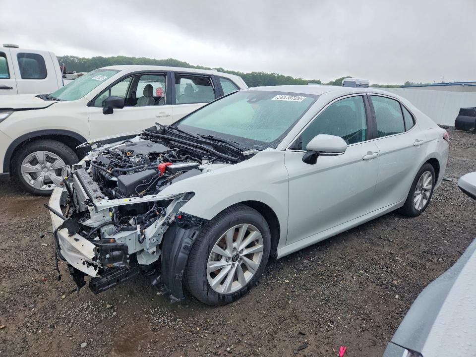 Продаж на аукціоні авто 2022 Toyota Camry, vin: 4T1C11BKXNU055257, номер лоту: 58570726