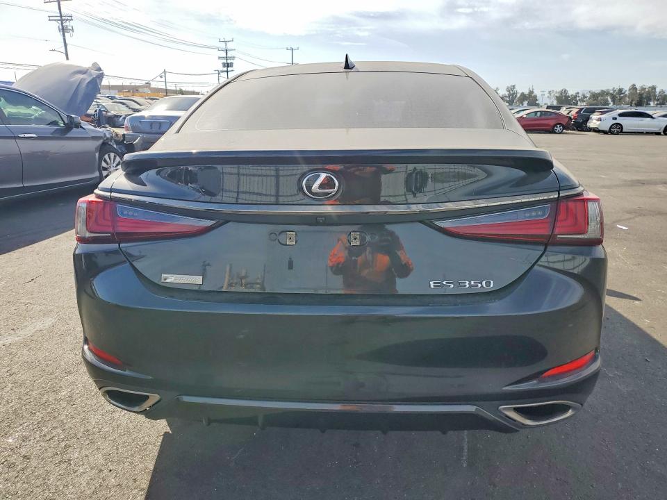 2021 Lexus Es 350 მანქანა იყიდება აუქციონზე, vin: 58AGZ1B13MU110933, აუქციონის ნომერი: 56702216