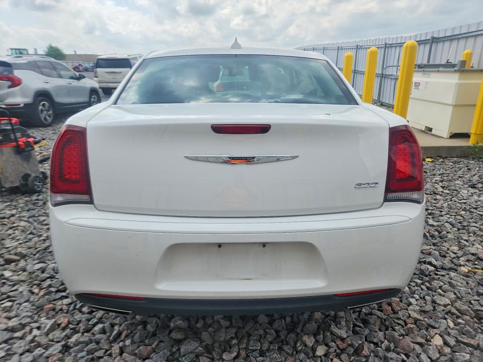 Продажа на аукционе авто 2018 Chrysler 300, vin: 2C3CCAAG6JH320978, номер лота: 85968465