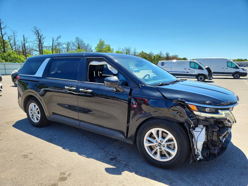 Продажа на аукционе авто 2022 Kia Carnival, vin: KNDNB4H37N6124244, номер лота: 57025086