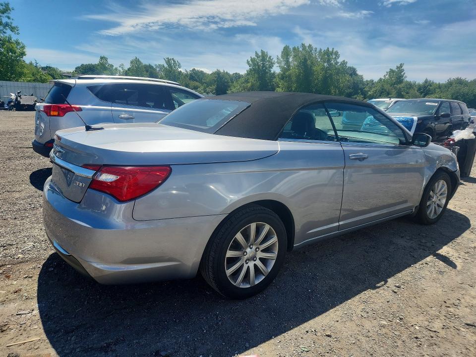 Продаж на аукціоні авто 2013 Chrysler 200, vin: 1C3BCBEB4DN511973, номер лоту: 58626106