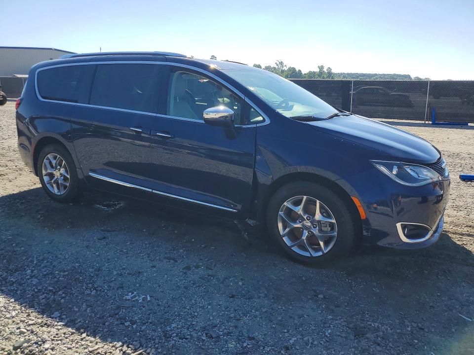 Продажа на аукционе авто 2017 Chrysler Pacifica, vin: 2C4RC1GG7HR603231, номер лота: 57552436
