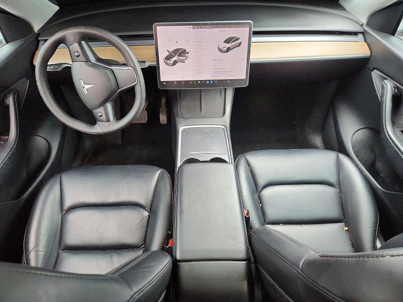 54956556 :رقم المزاد ، 5YJYGAEE6MF243747 vin ، 2021 Tesla Model Y مزاد بيع