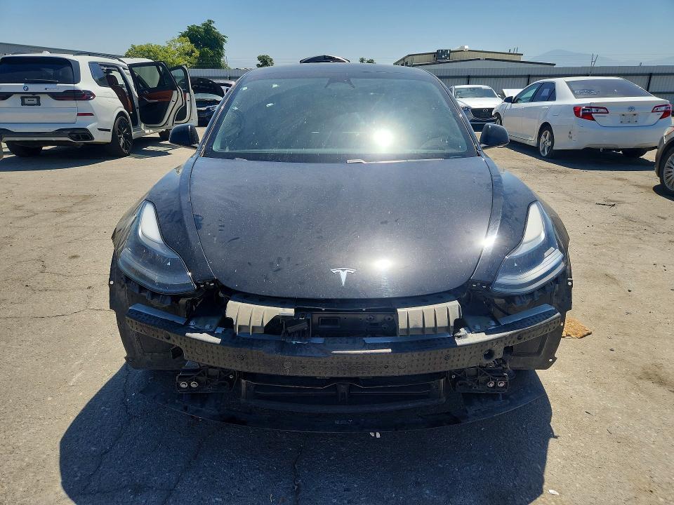 Продажа на аукционе авто 2021 Tesla Model 3, vin: 5YJ3E1EC8MF001542, номер лота: 55458326