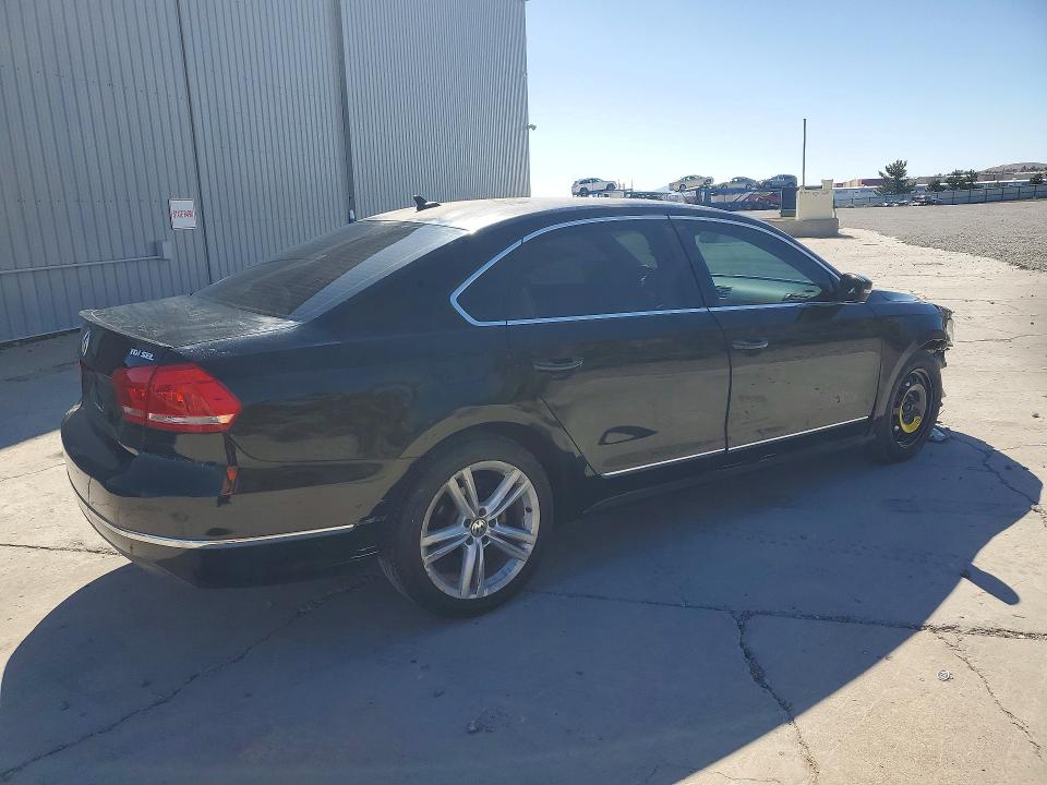 Продажа на аукционе авто 2014 Volkswagen Passat, vin: 1VWCN7A33EC005180, номер лота: 55464936