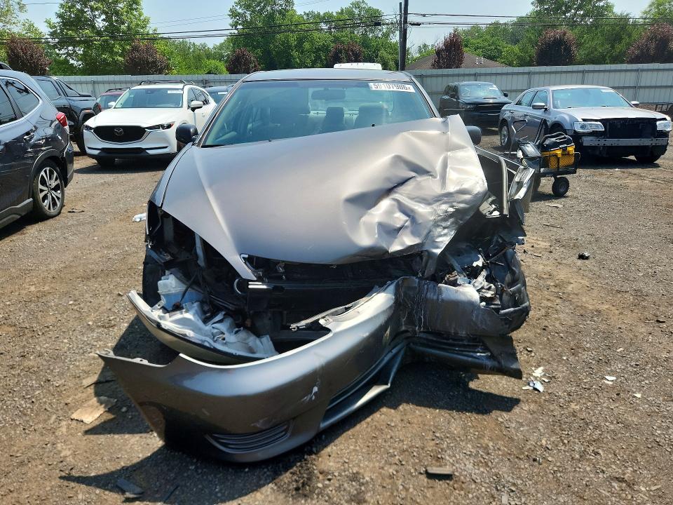 2005 Toyota Camry მანქანა იყიდება აუქციონზე, vin: 4T1BE32K45U536553, აუქციონის ნომერი: 59107906