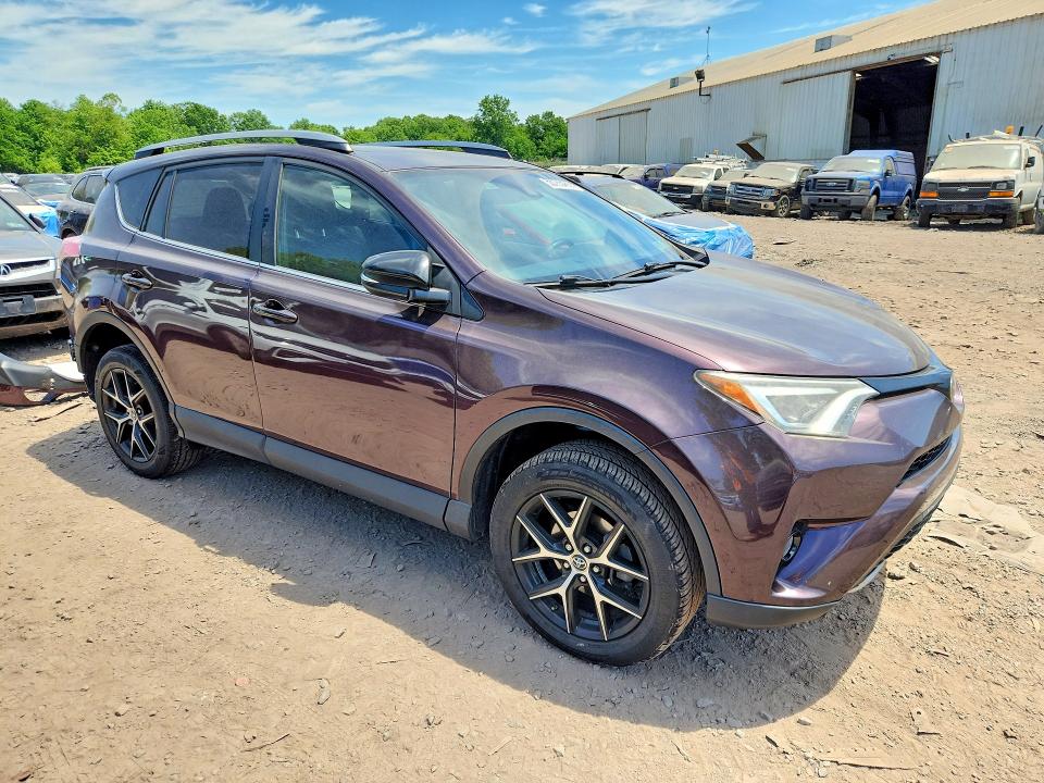 2018 Toyota Rav4 მანქანა იყიდება აუქციონზე, vin: 2T3JFREV0JW757909, აუქციონის ნომერი: 55785466
