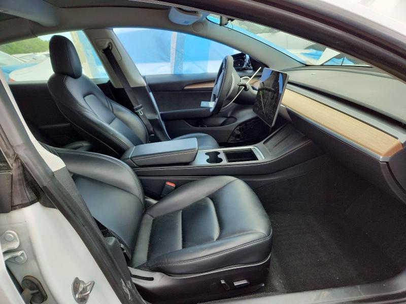 57672196 :رقم المزاد ، 5YJ3E1EA2MF031019 vin ، 2021 Tesla Model 3 مزاد بيع