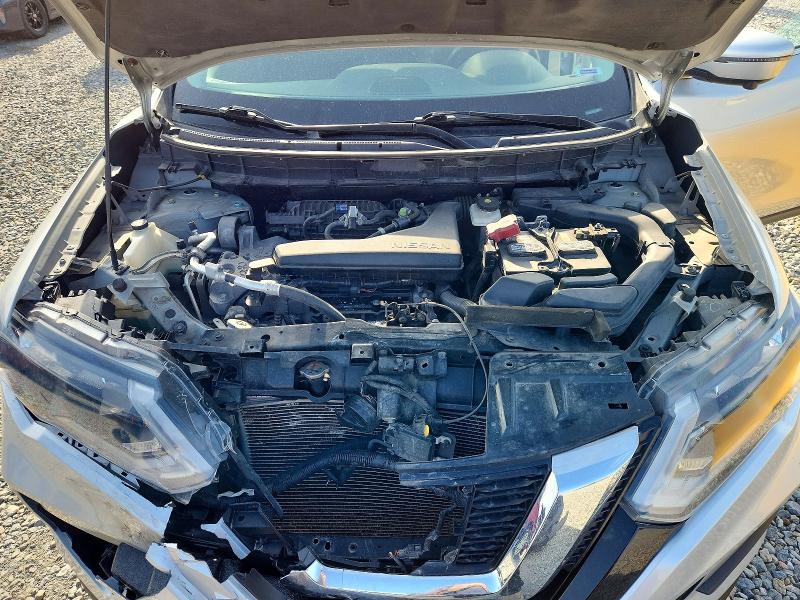 2017 Nissan Rogue მანქანა იყიდება აუქციონზე, vin: 5N1AT2MV9HC852026, აუქციონის ნომერი: 55690156