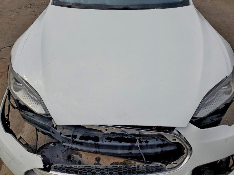 58306056 :رقم المزاد ، 5YJSA1H19EFP61336 vin ، 2014 Tesla Model S مزاد بيع