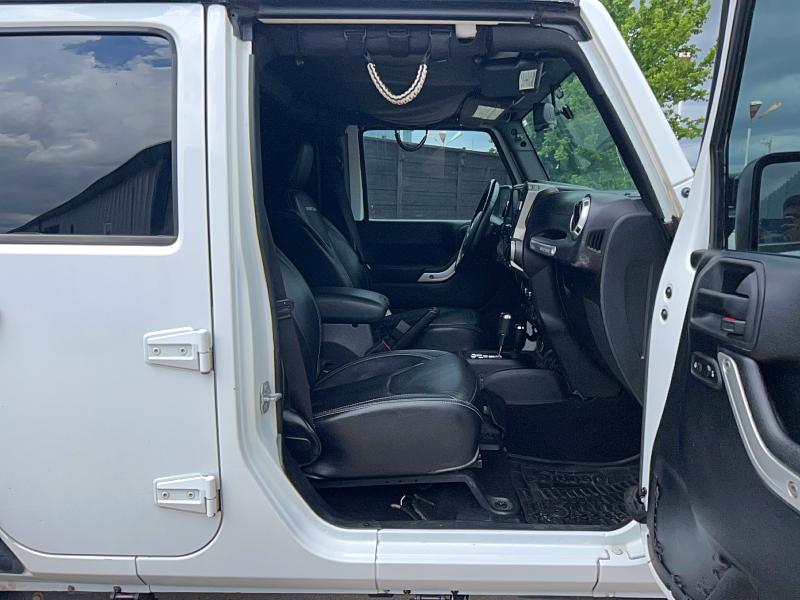 57551166 :رقم المزاد ، 1C4BJWFG3FL530855 vin ، 2015 Jeep Wrangler Unlimited مزاد بيع