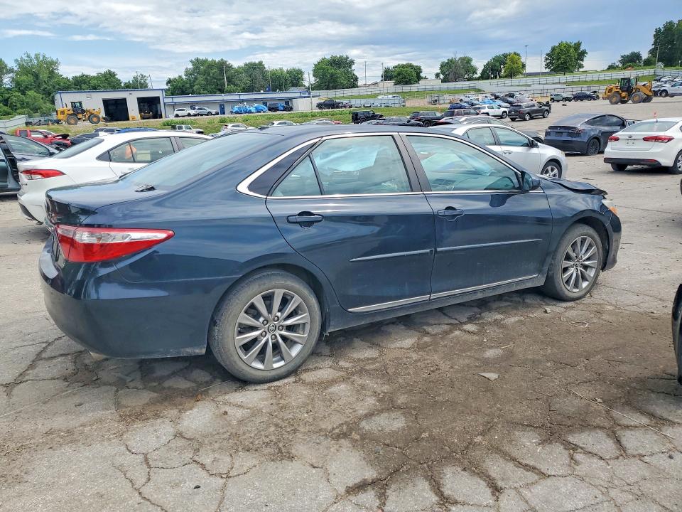 2016 Toyota Camry მანქანა იყიდება აუქციონზე, vin: 4T1BF1FK1GU589631, აუქციონის ნომერი: 57683206