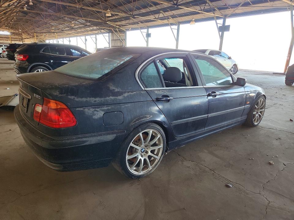 55368576 :رقم المزاد ، WBAAV53481FT03072 vin ، 2001 Bmw 330 مزاد بيع