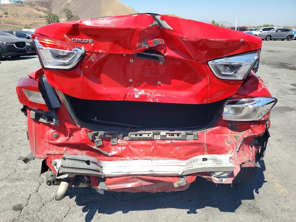 Продажа на аукционе авто 2019 Chevrolet Cruze, vin: 1G1BJ5SM2K7102020, номер лота: 58096196