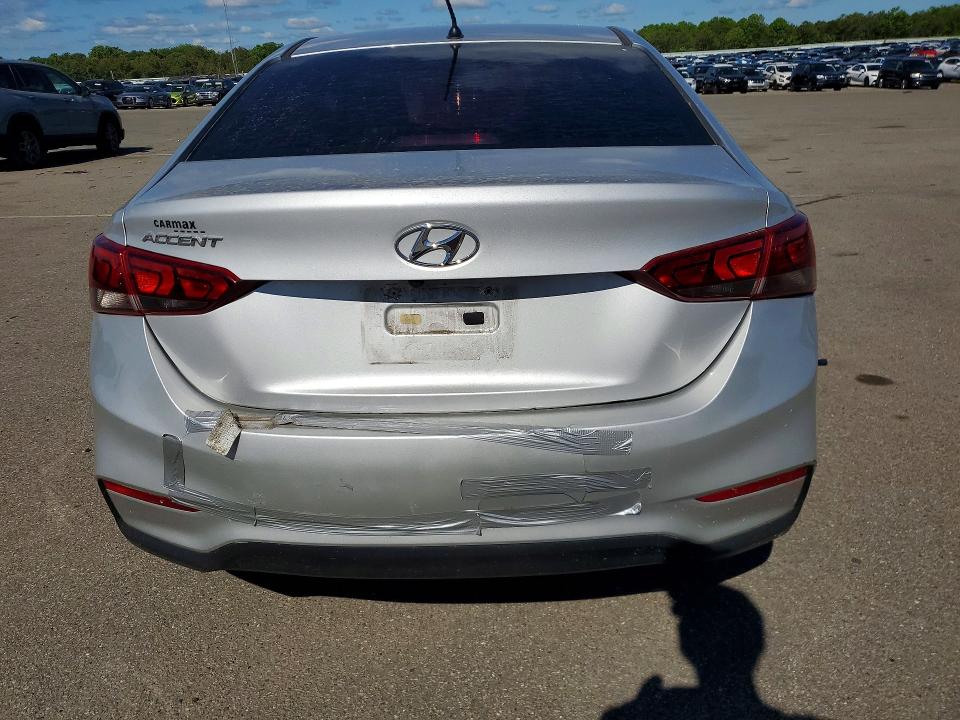 2020 Hyundai Accent მანქანა იყიდება აუქციონზე, vin: 3KPC24A6XLE124001, აუქციონის ნომერი: 55144936