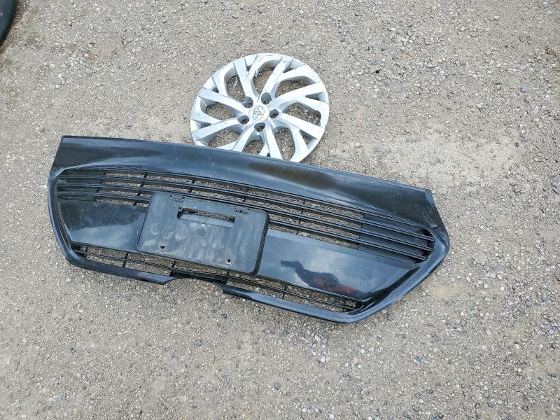 Продаж на аукціоні авто 2018 Toyota Corolla, vin: 2T1BURHE5JC032001, номер лоту: 57571316