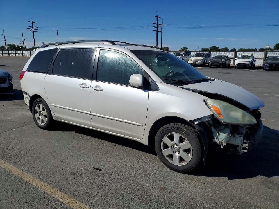 2004 Toyota Sienna მანქანა იყიდება აუქციონზე, vin: 5TDZA22C74S120405, აუქციონის ნომერი: 55277696