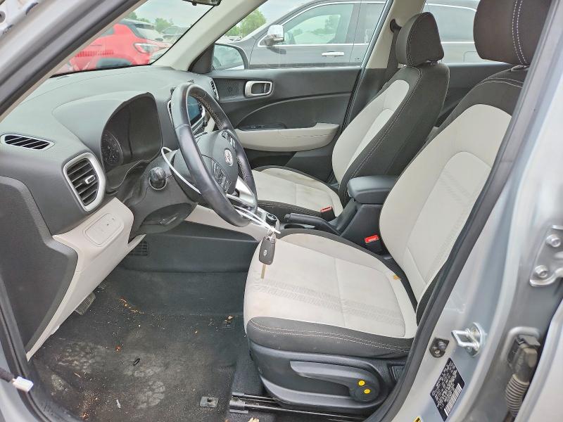 57446076 :رقم المزاد ، KMHRC8A35NU136481 vin ، 2022 Hyundai Venue مزاد بيع