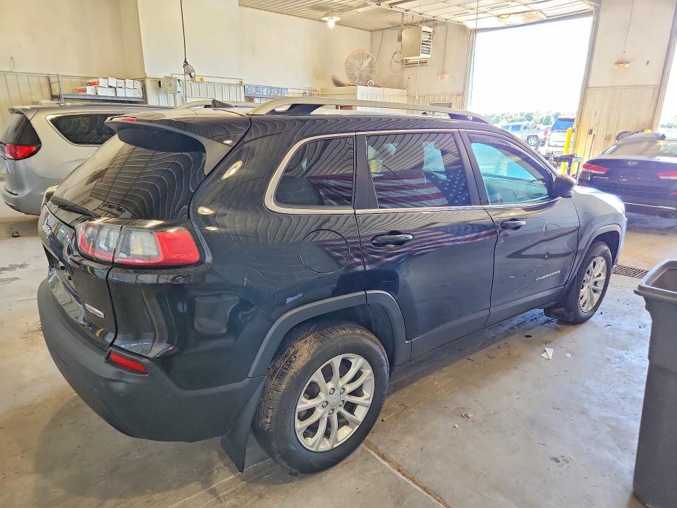 2019 Jeep Cherokee მანქანა იყიდება აუქციონზე, vin: 1C4PJMCB9KD351985, აუქციონის ნომერი: 57072906