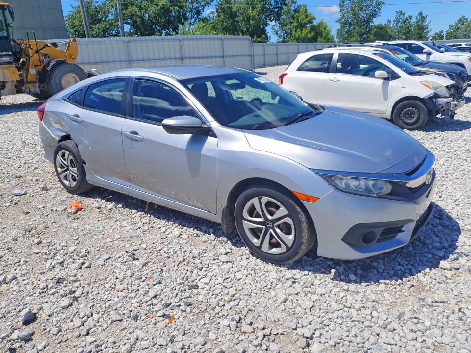 Продажа на аукционе авто 2018 Honda Civic, vin: 19XFC2F51JE026194, номер лота: 56857626