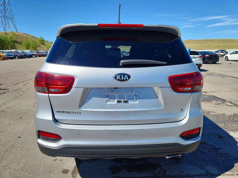 2019 Kia Sorento მანქანა იყიდება აუქციონზე, vin: 5XYPGDA52KG505644, აუქციონის ნომერი: 57592926